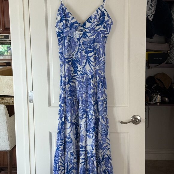 Kiah Maxi Dress - Blue Floral by Seven Wonders - worn once - Picture 4 of 4